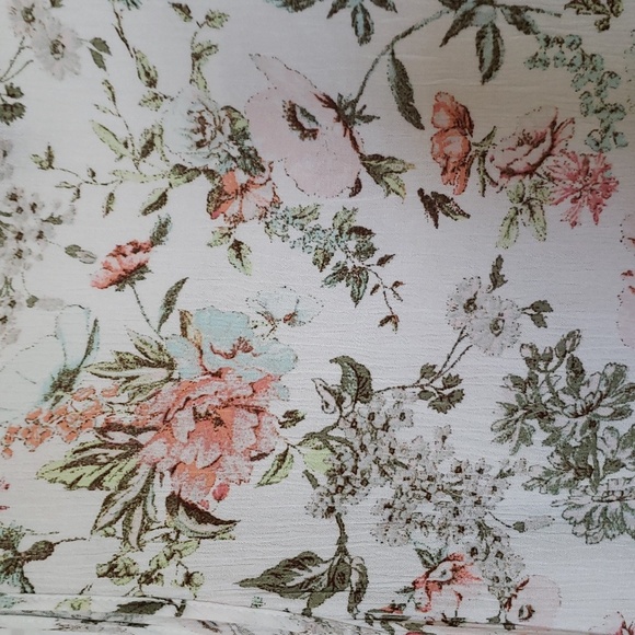 Lovely NEW Dress - Picture 6 of 12